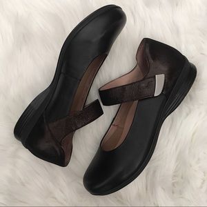 Dansko Black Mary Jane Shoes Size 41